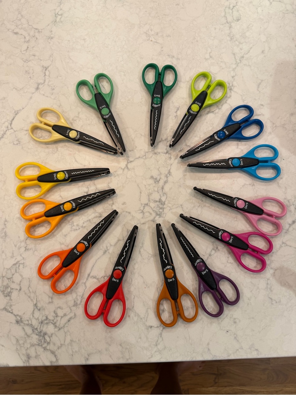 Set of 12 Fiskars Scissors Paper Edging